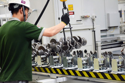 國產化新篇章 奇瑞捷豹路虎發動機工廠盛大開業，2.0T動力總成本地化裝配啟航